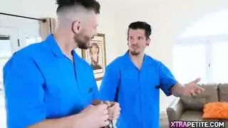 جلسة جماع محجبة مكثفة: فتاة سعودية ورجال أمريكيون