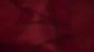 جلسة سابرينا الشرجية المثيرة: الزوج المقرن يشاهدها تُغرز بقوة