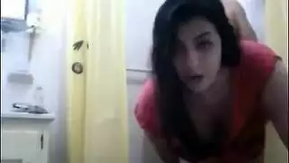 مصري مع مرات ابنو