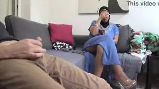 جبهة تحرير مورو الإسلامية العربية يحصل على شاعر كبير من قرنية استمناء ربيب