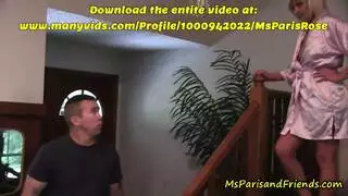 زوج مخنث فضولي يساعد قضيباً أسود كبيراً في تدمير فتحات زوجته
