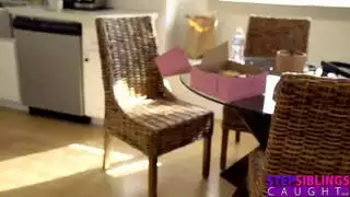 يجلب الزنوج لامه